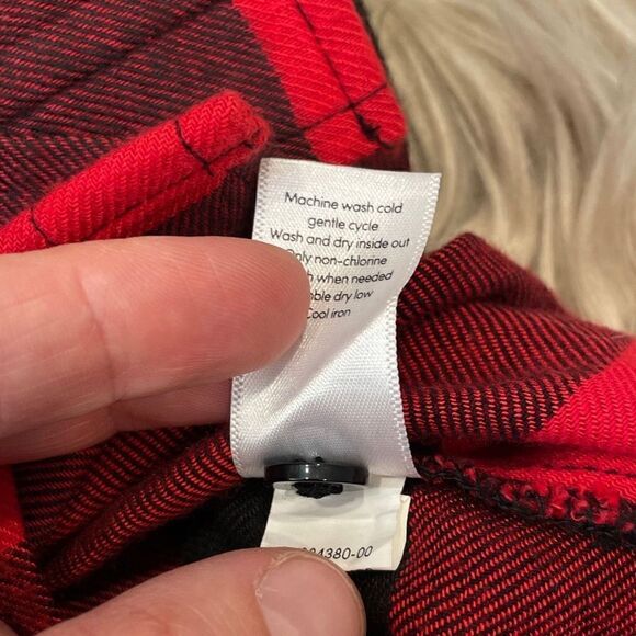 Athleta buffalo plaid button down, oversized shirt, extra small ￼ - Picture 5 of 6
